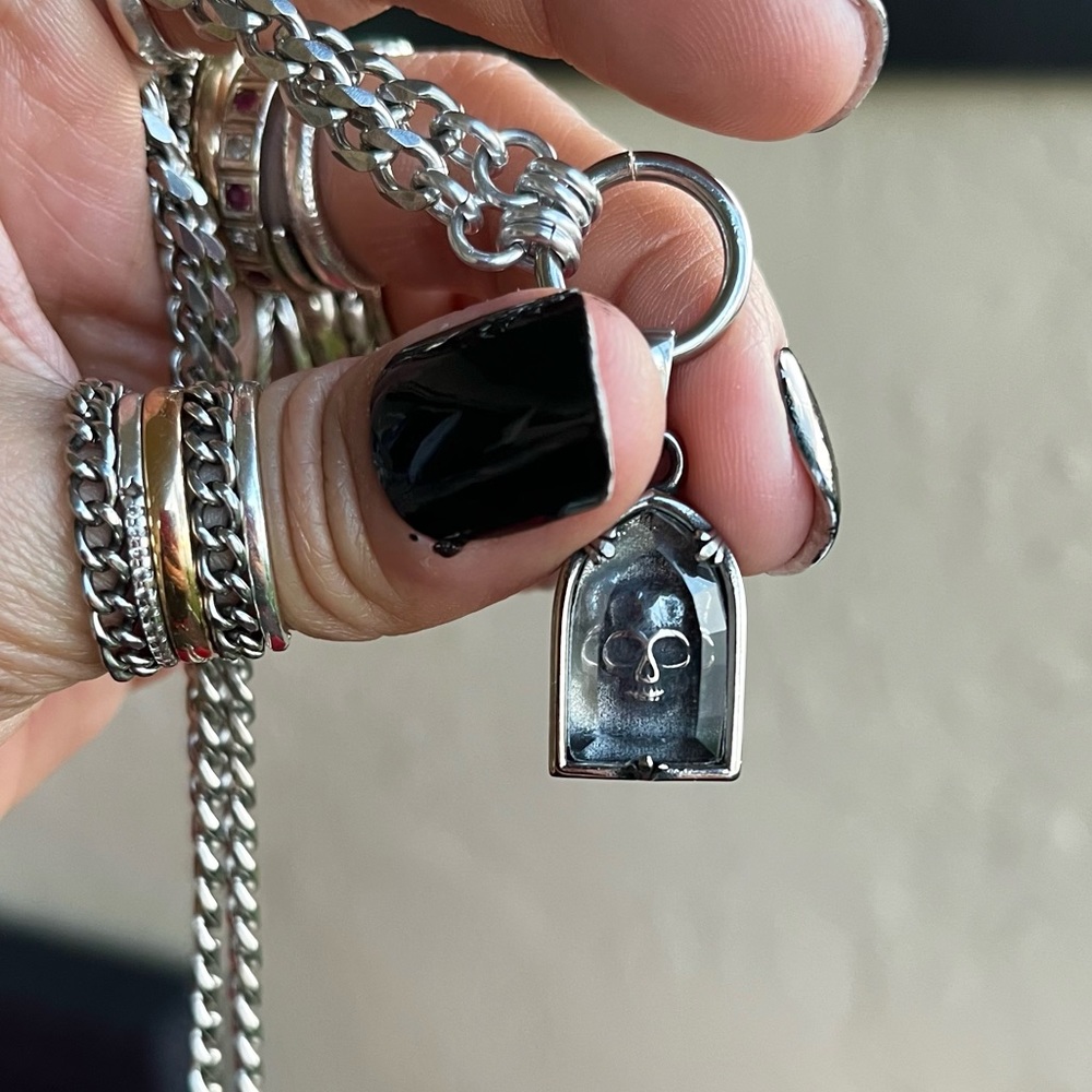 Gothic Stainless skull charm with in 3D glass effect cuban chain link necklace - Picture 12 of 16